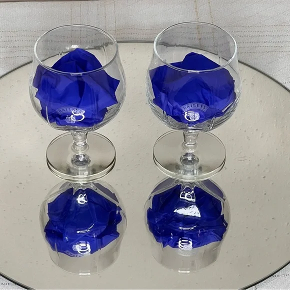 BAILEYS IRISH CREAM LIQUEUR STEMMED TULIP GLASSES WHITE ETCHING-6 OZ~SET OF 2 - Picture 3 of 6